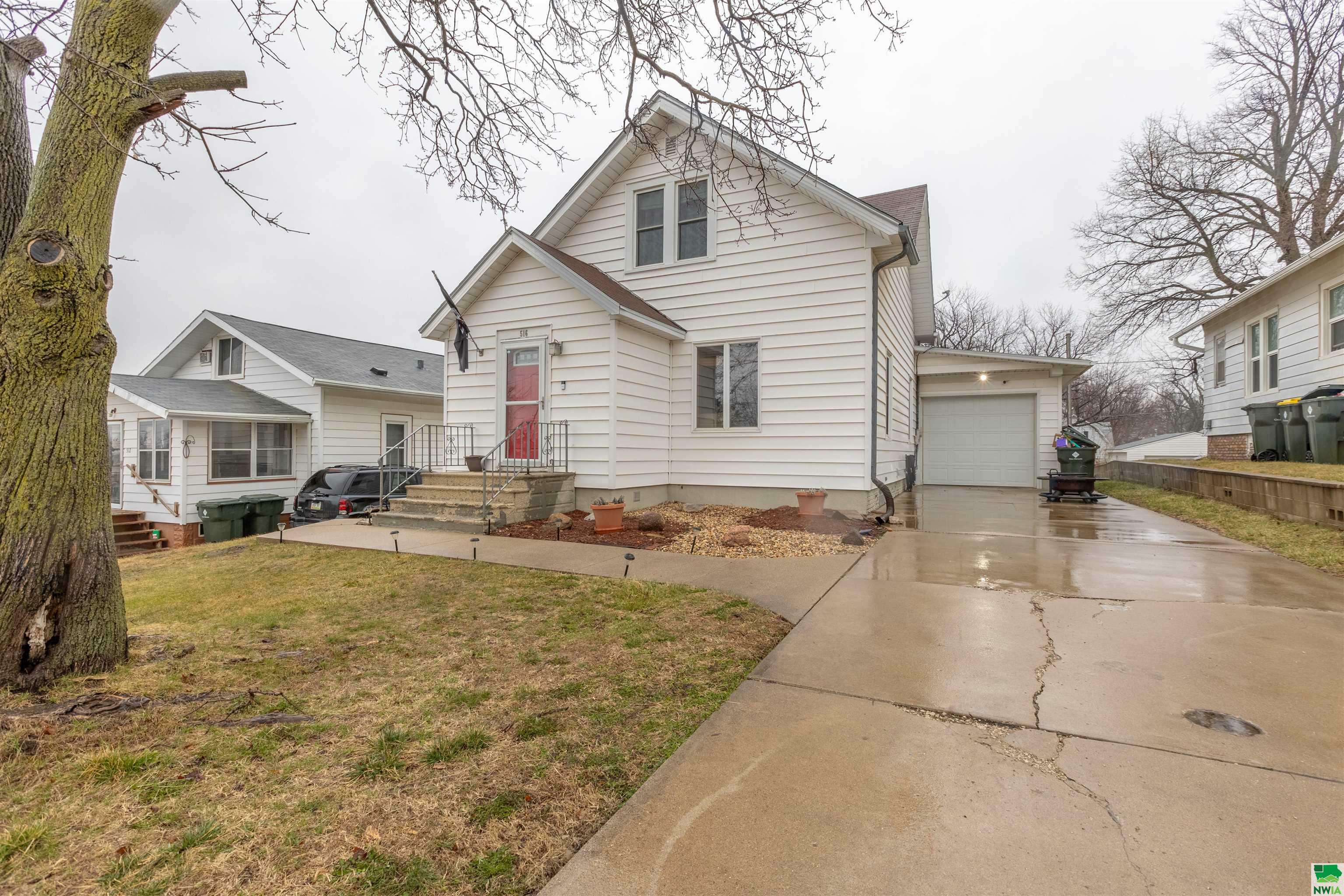 Property Photo:  516 S. Fairmount  IA 51106 