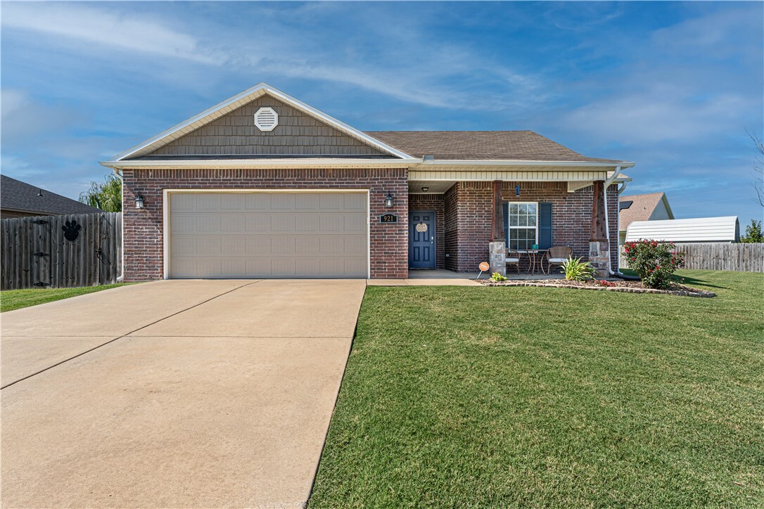 921 Meadowridge Drive  Centerton AR 72719 photo