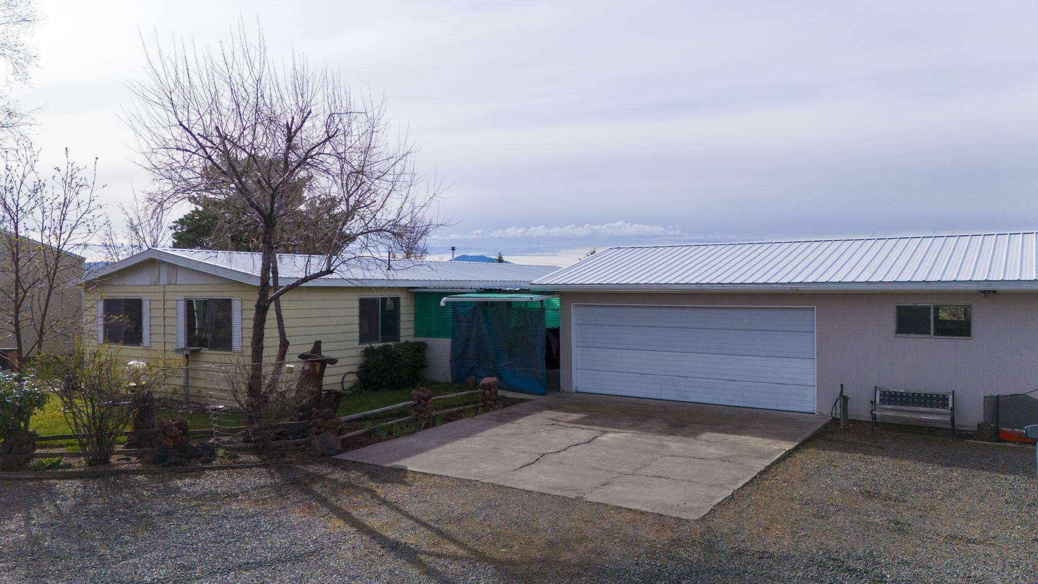 Property Photo:  2715 S Adams Drive  OR 97741 