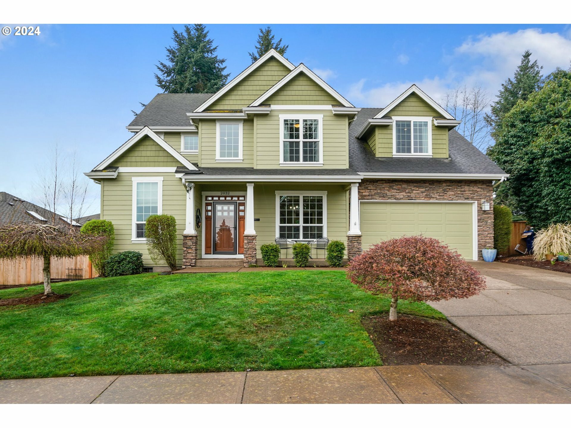 2032 Chapman Hill Dr NW  Salem OR 97304 photo