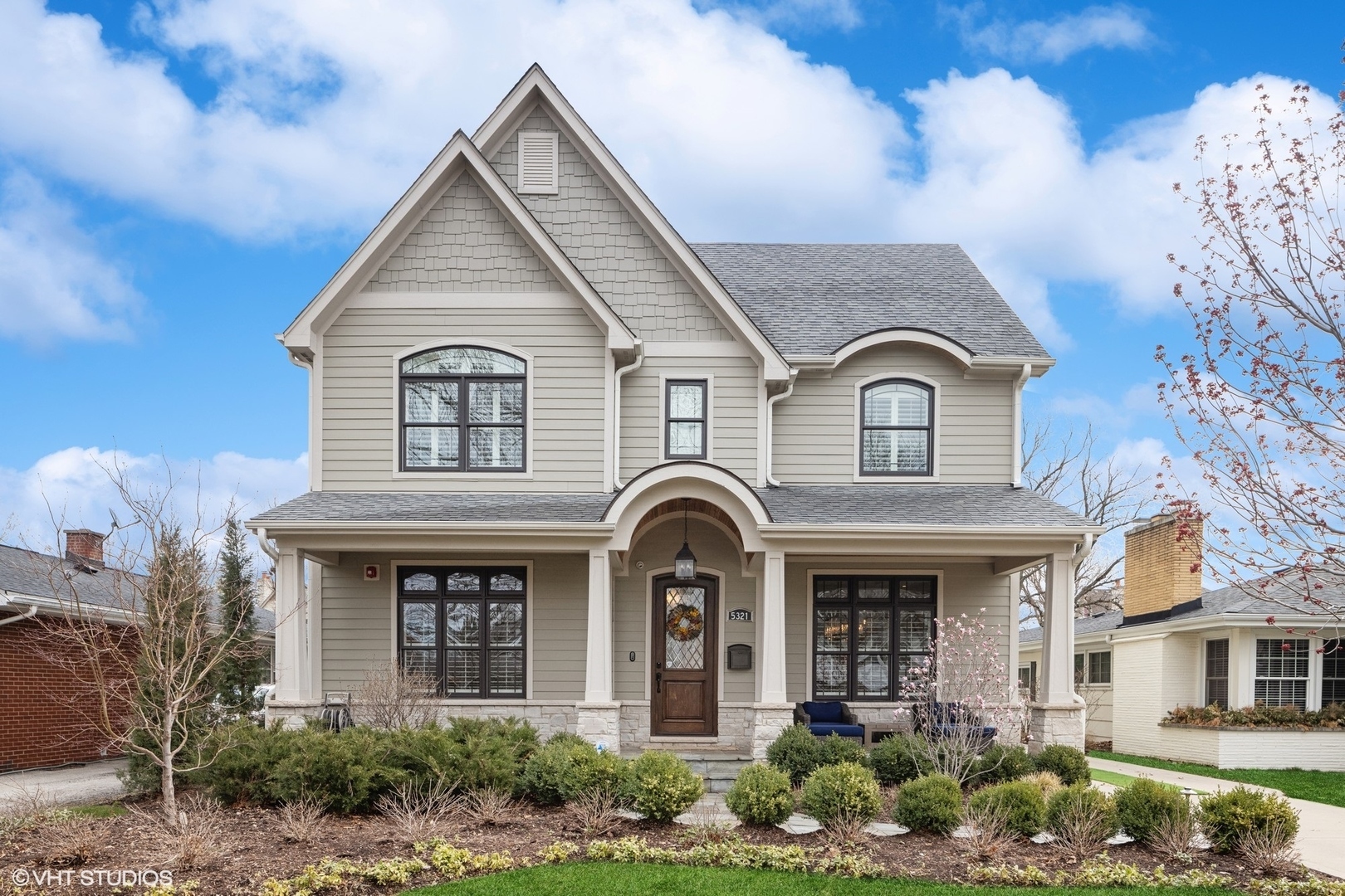 Property Photo: 5321 Woodland Avenue IL 60558