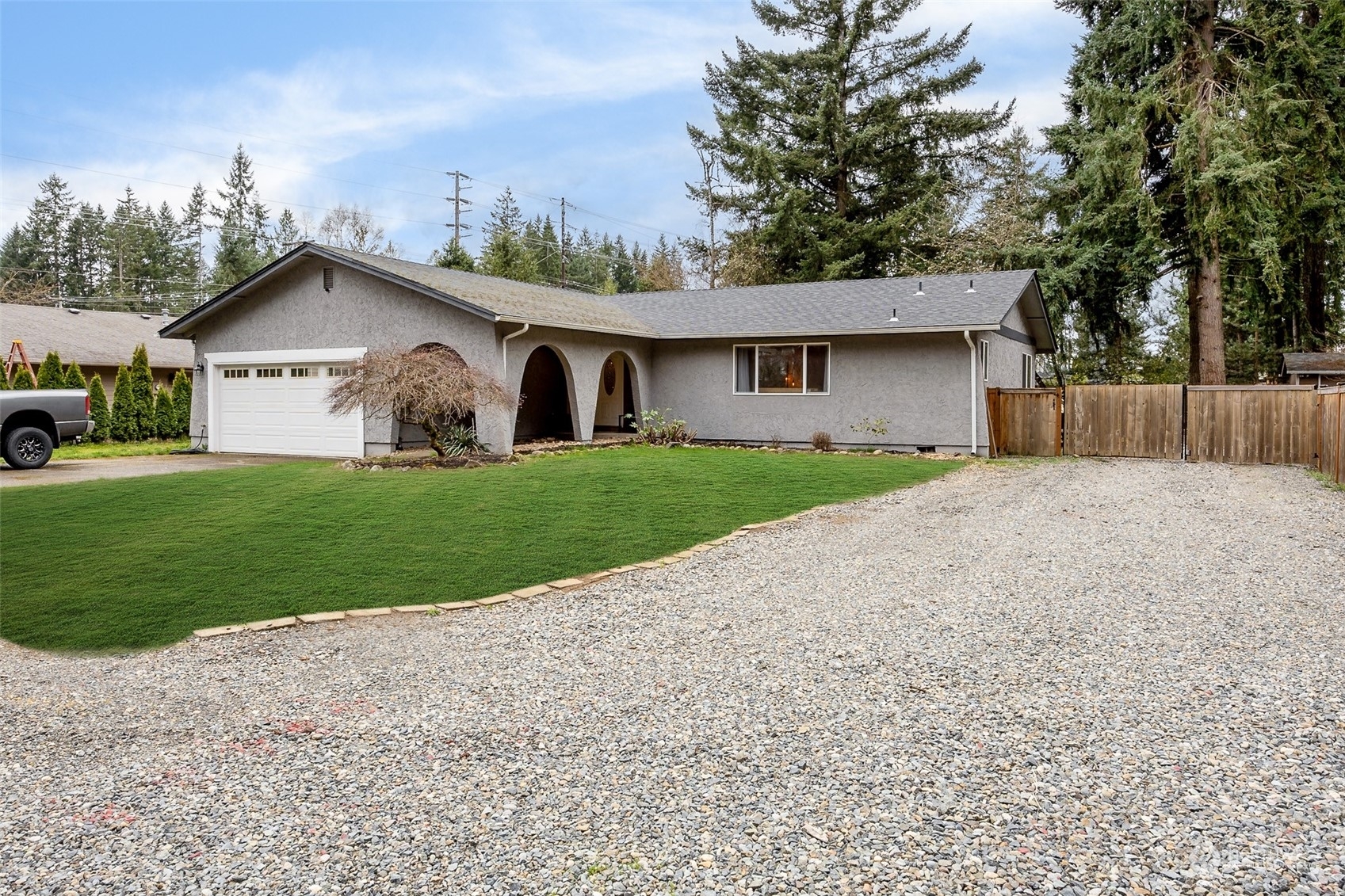 Property Photo:  14314 110th Avenue Ct E  WA 98374 