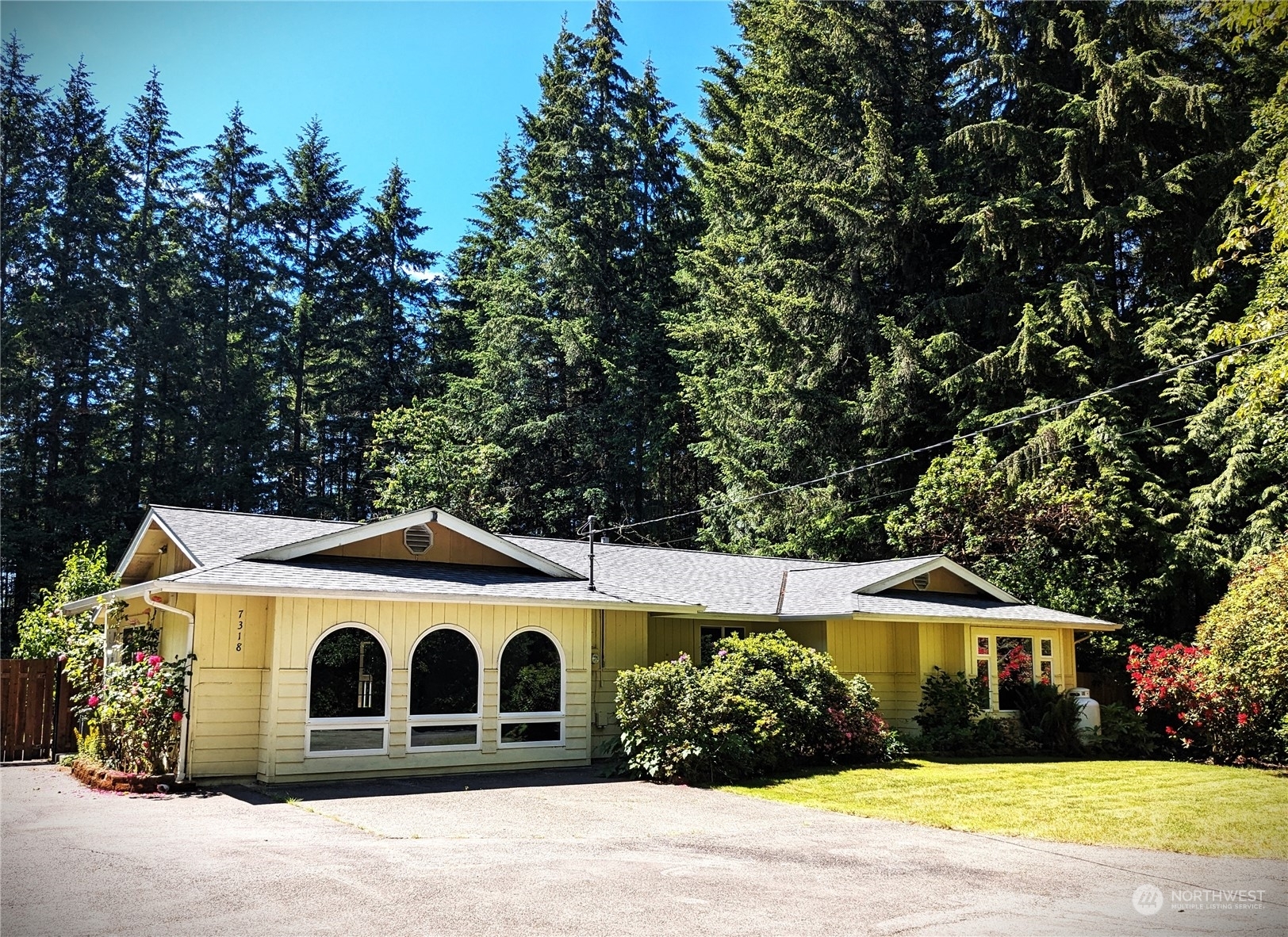 Property Photo:  7318 Ebbert Drive SE  WA 98367 