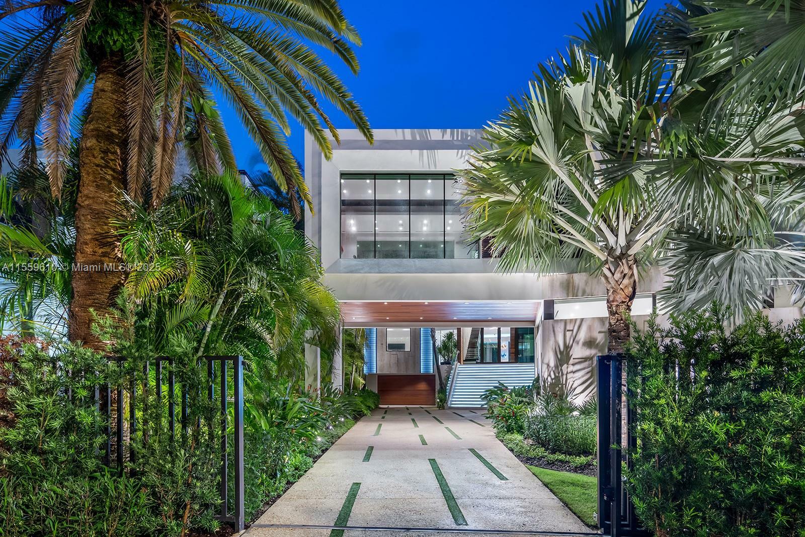 Property Photo: 1133 Belle Meade Island Dr FL 33138
