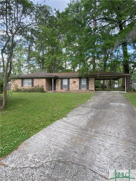Property Photo:  216 Pinecrest Place  GA 31322