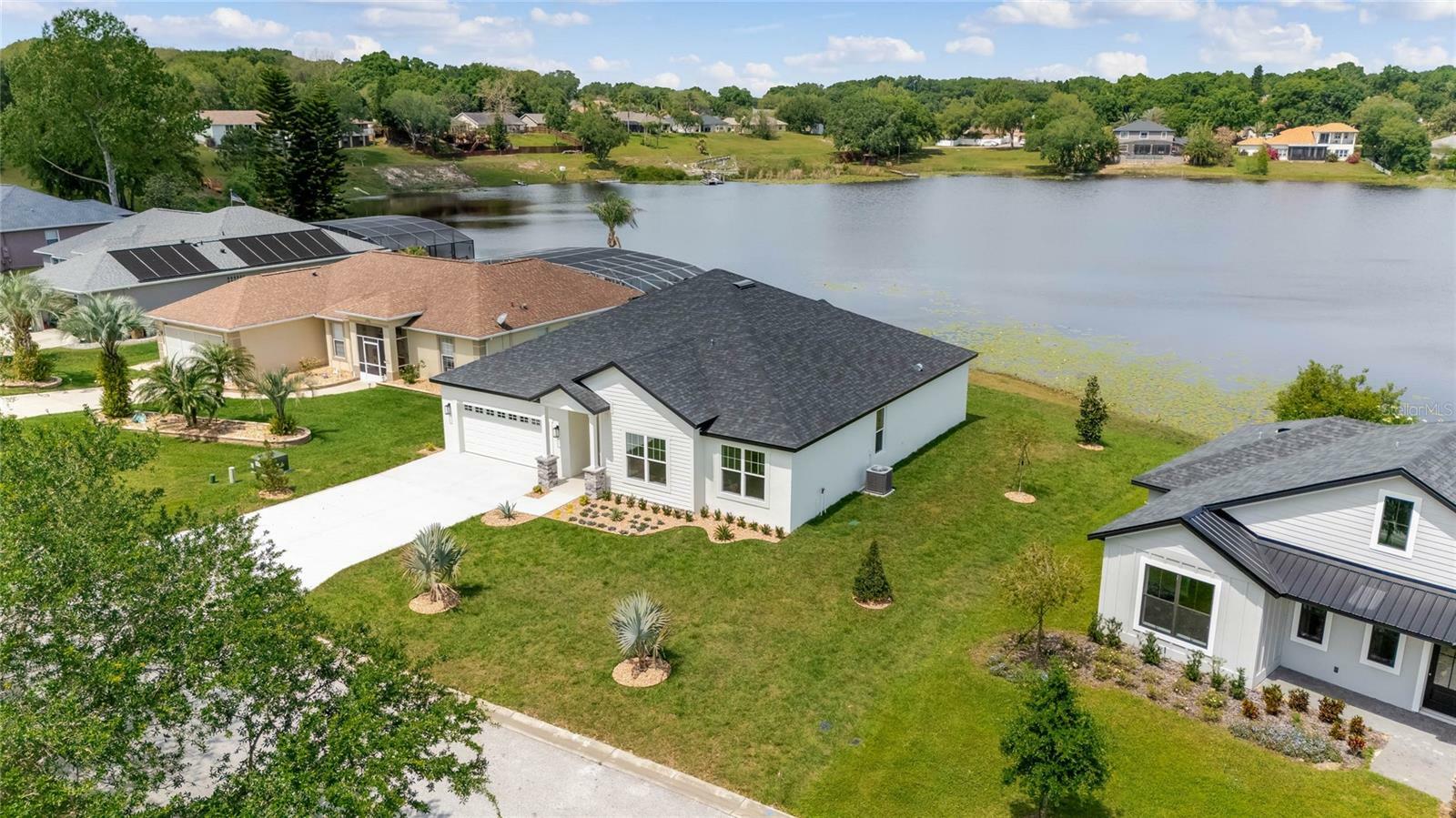 Property Photo:  10625 Summit Lakes Lane  FL 34711 