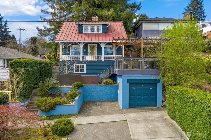 2805 23rd Avenue W  Seattle WA 98199 photo