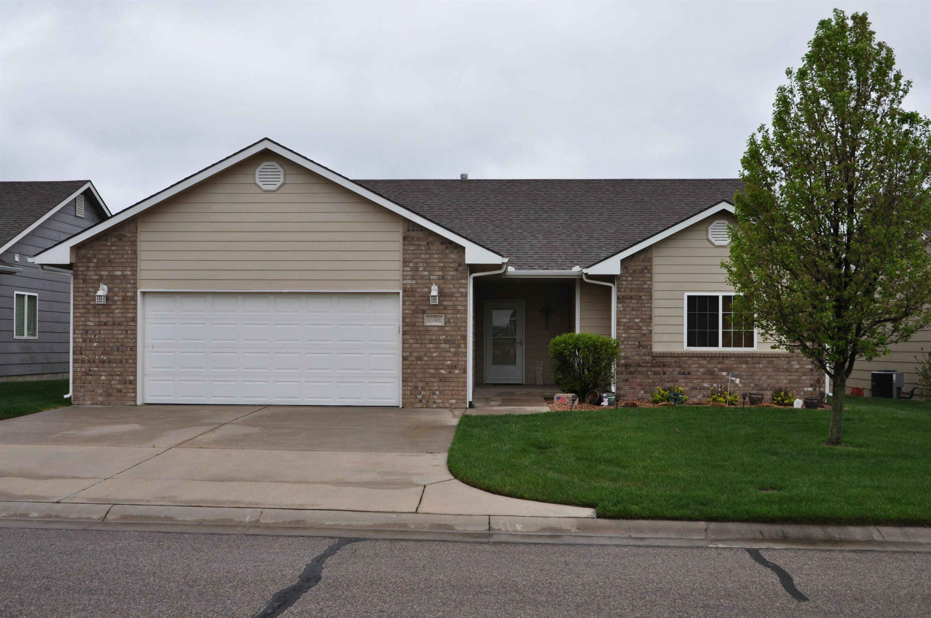 Property Photo:  13301 W Hunters View  KS 67235 