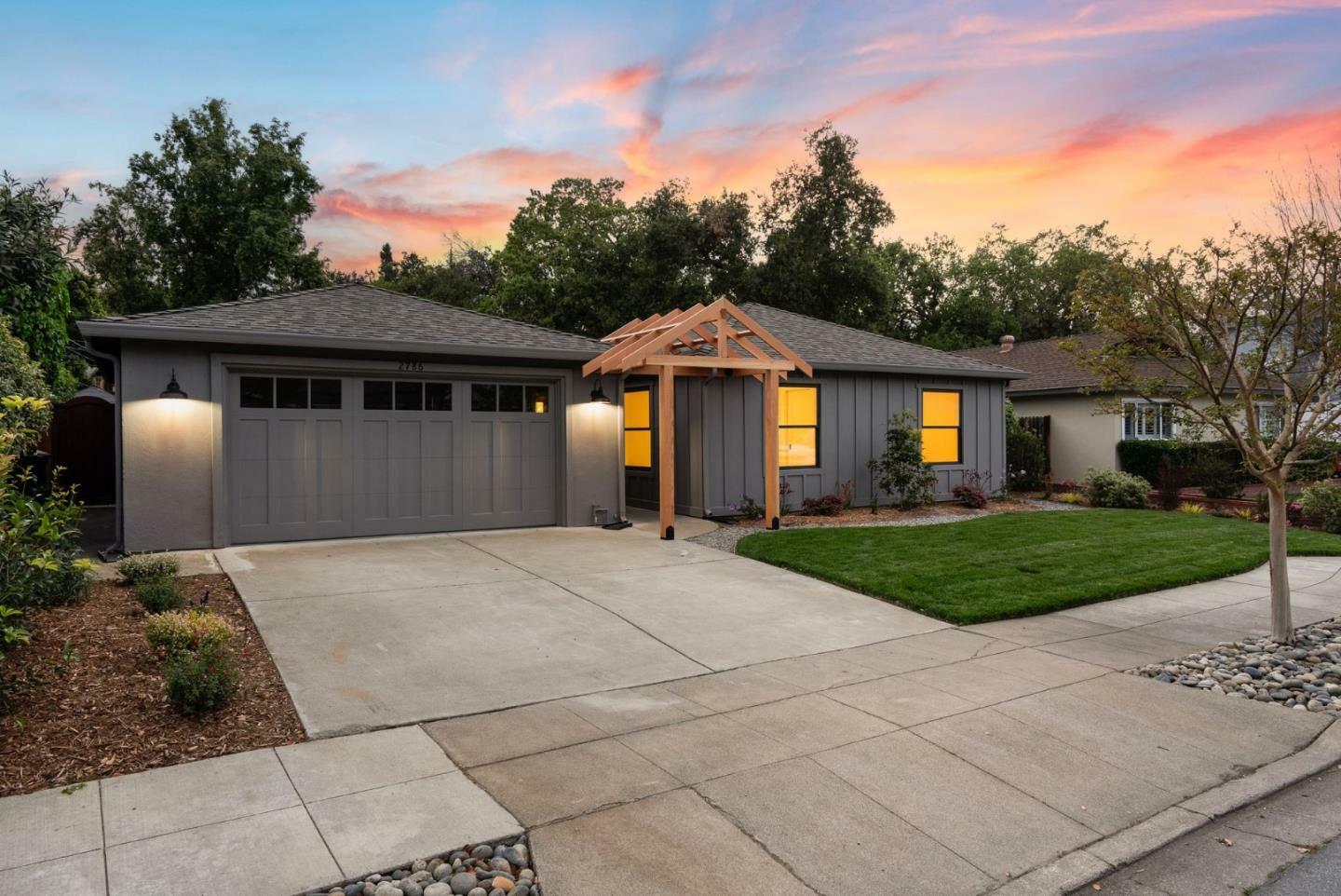 Property Photo:  2786 Carolina Avenue  CA 94061 