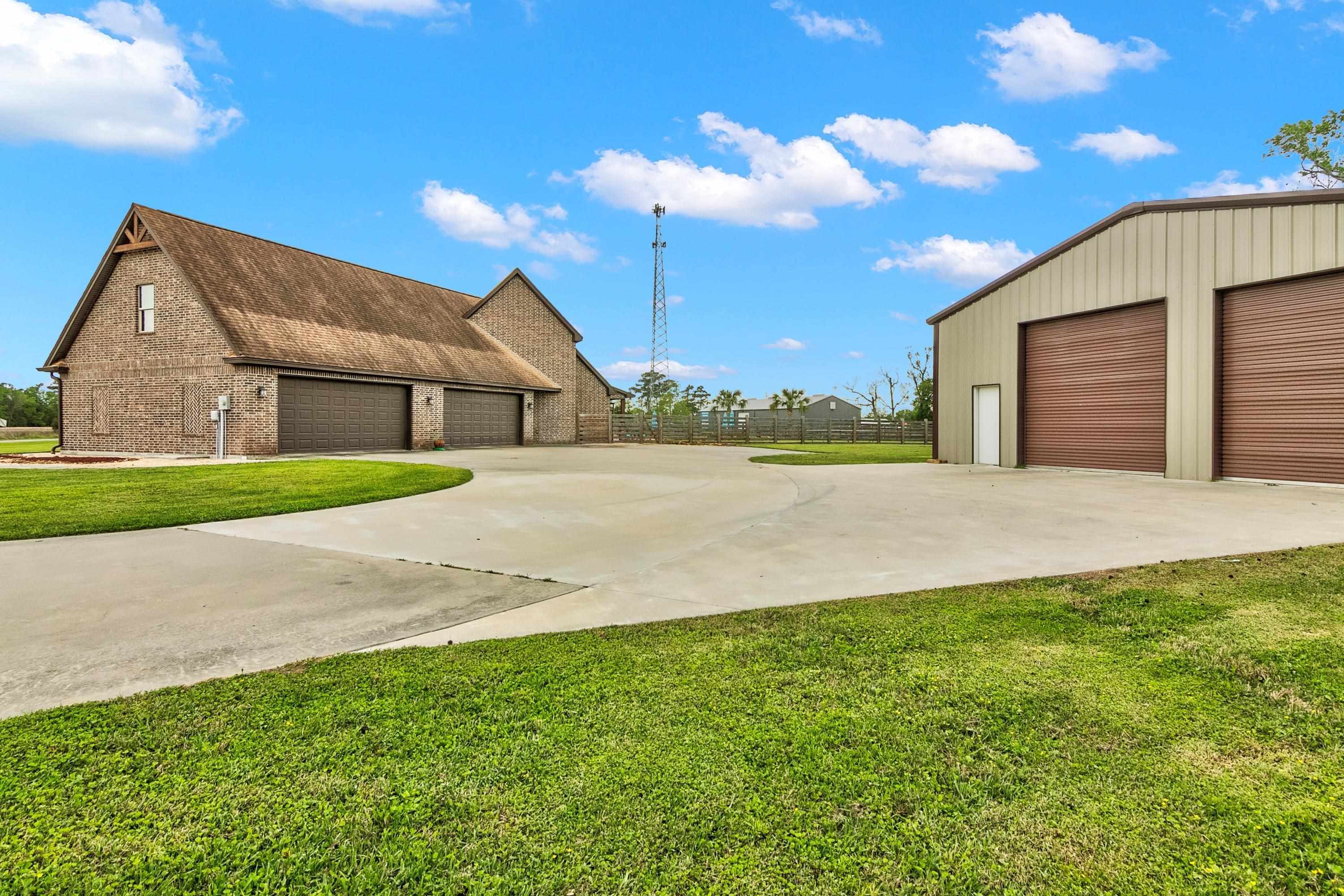 Property Photo:  8630 Thomas Rd.  TX 77630 