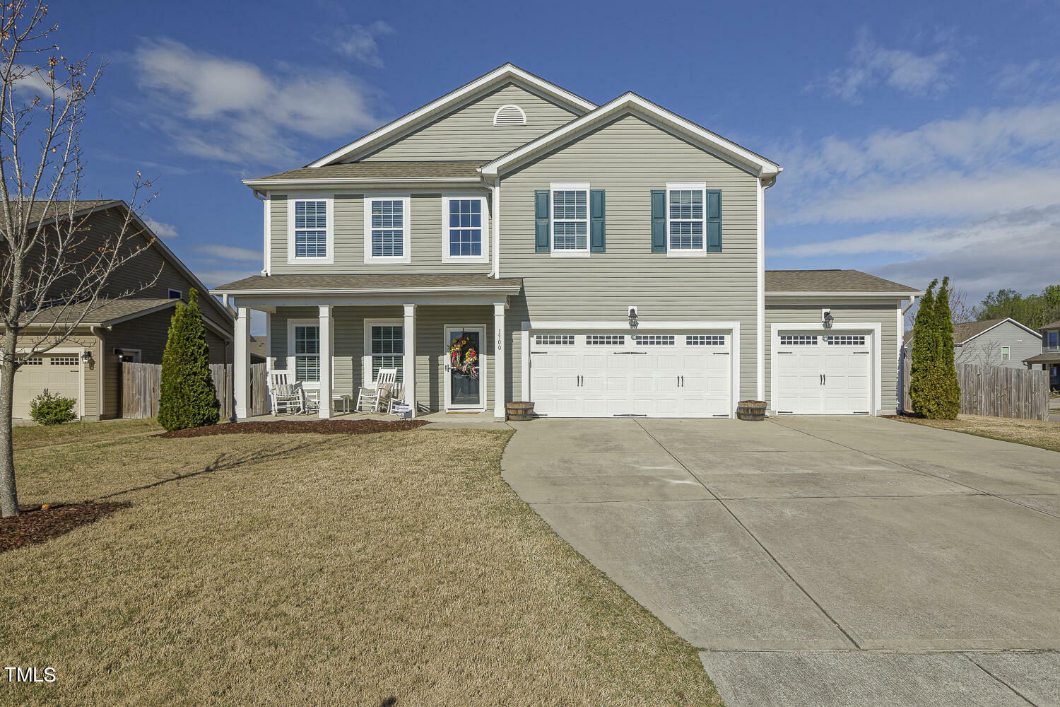 Property Photo:  1300 Ivey Grove Court  NC 27526 