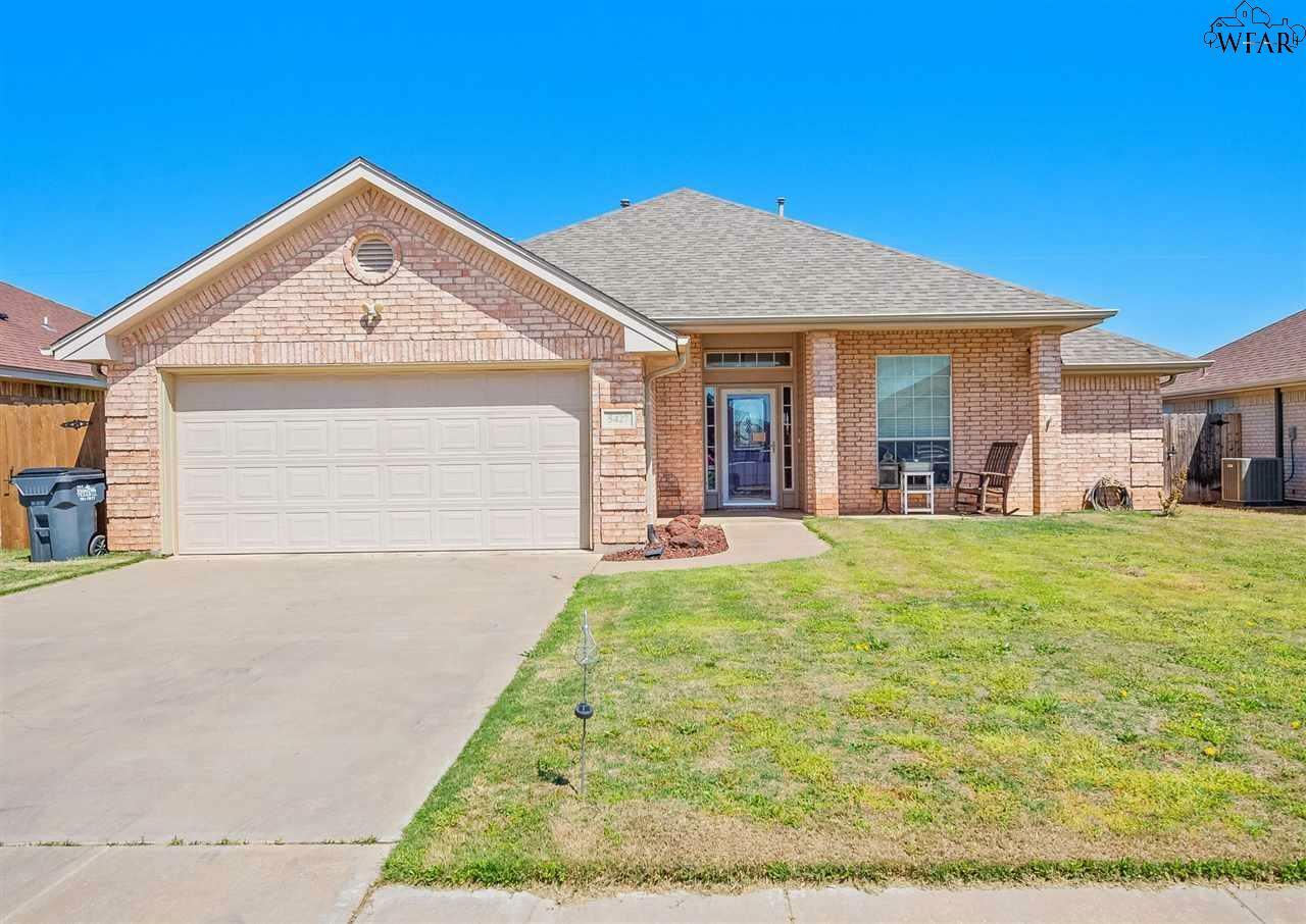 Property Photo:  5427 Flo Drive  TX 76302 