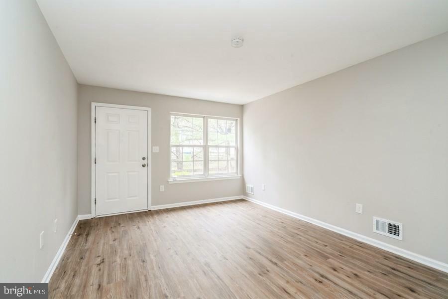 Property Photo:  107 Moore Court  NJ 08534 