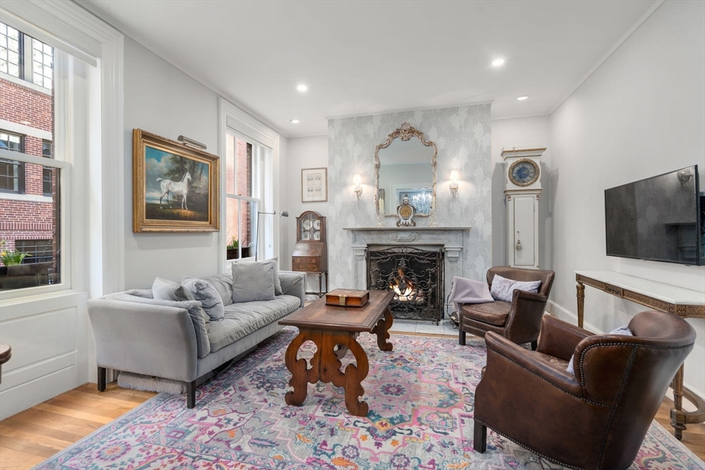 Property Photo: 58 Temple Street 3 MA 02114