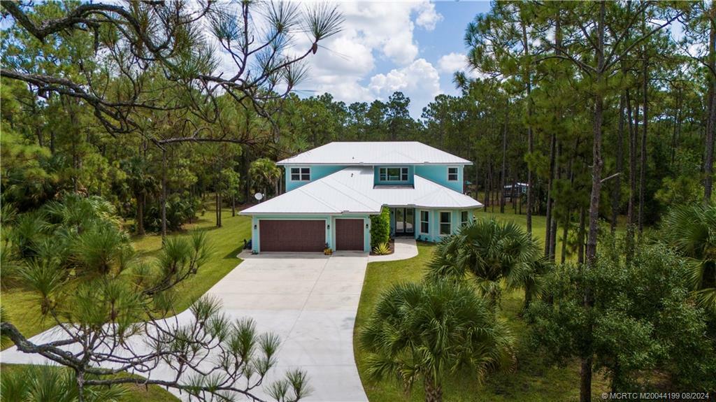 Property Photo:  5651 SW Mistletoe Lane  FL 34990 