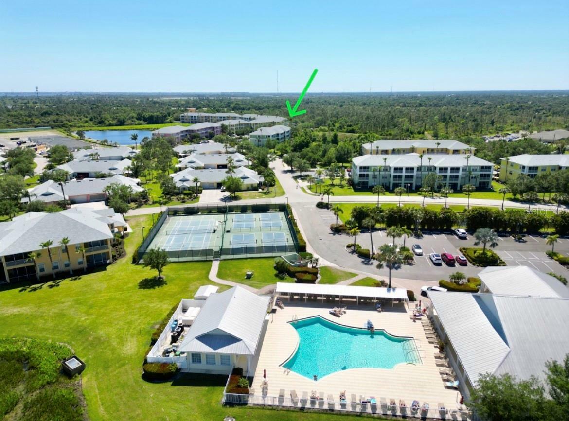 Property Photo:  2121 Heron Lake Drive 202  FL 33983 