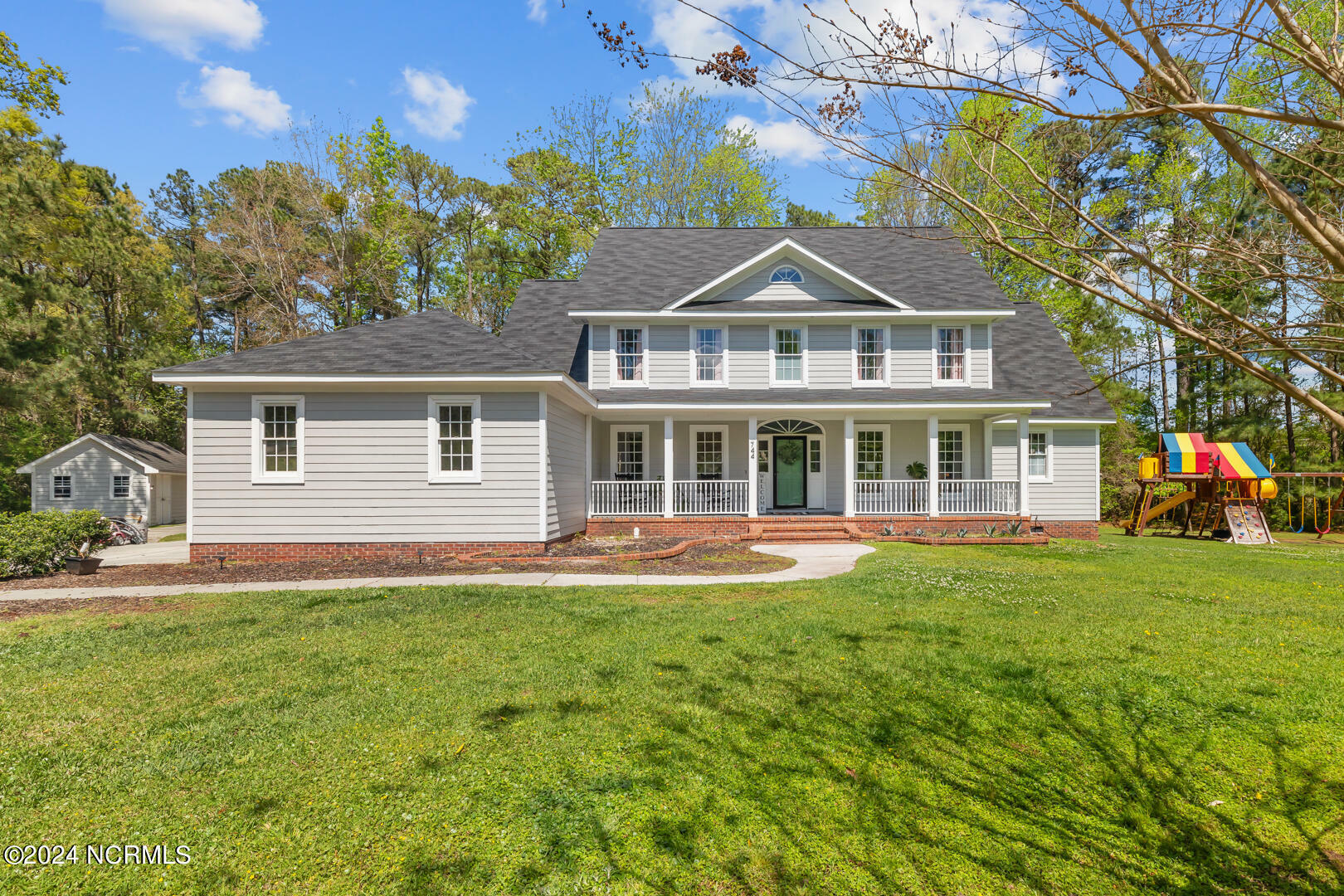 Property Photo:  744 Lynchburg Drive  NC 28546 