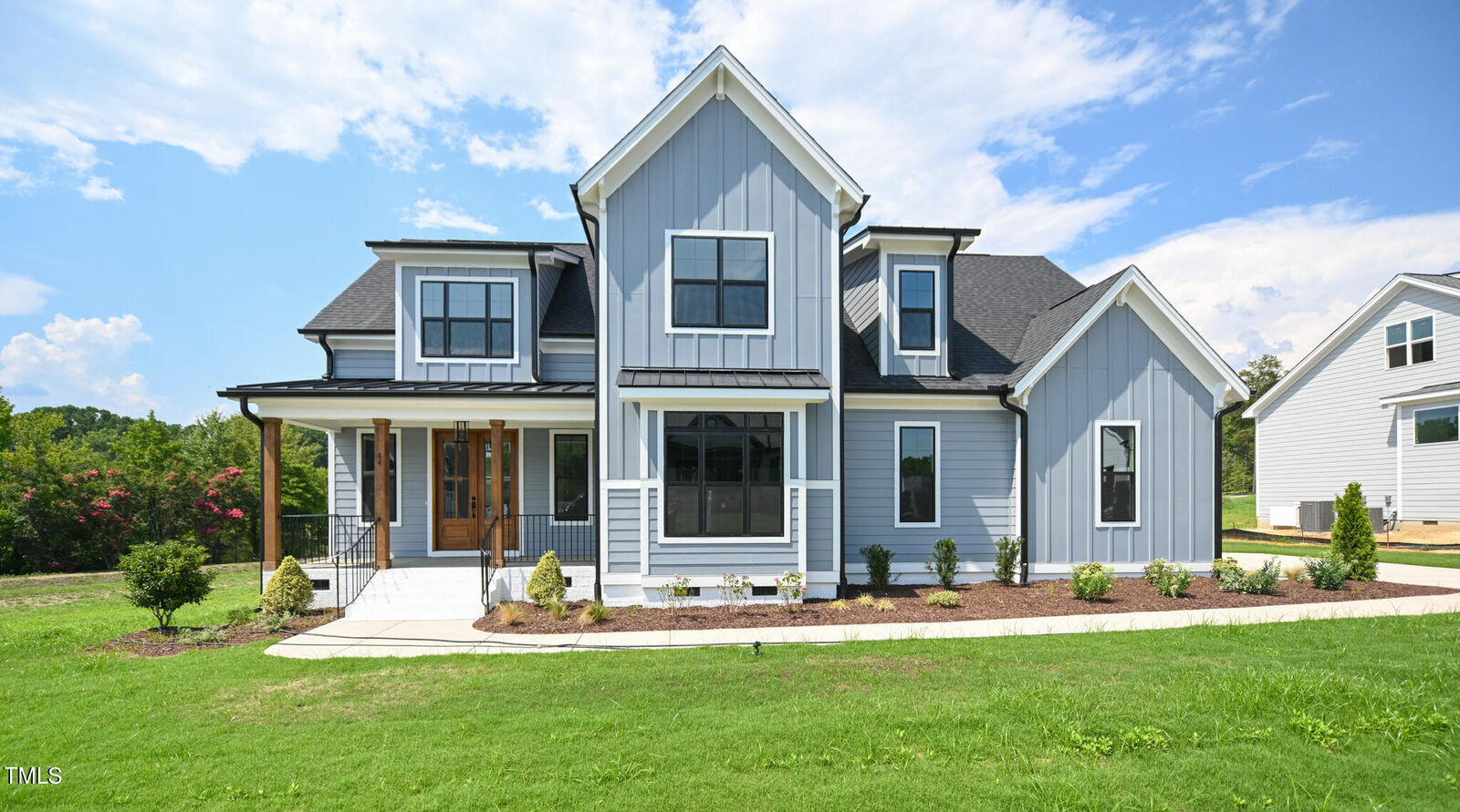 Property Photo: 44 Maeview Lane NC 27603