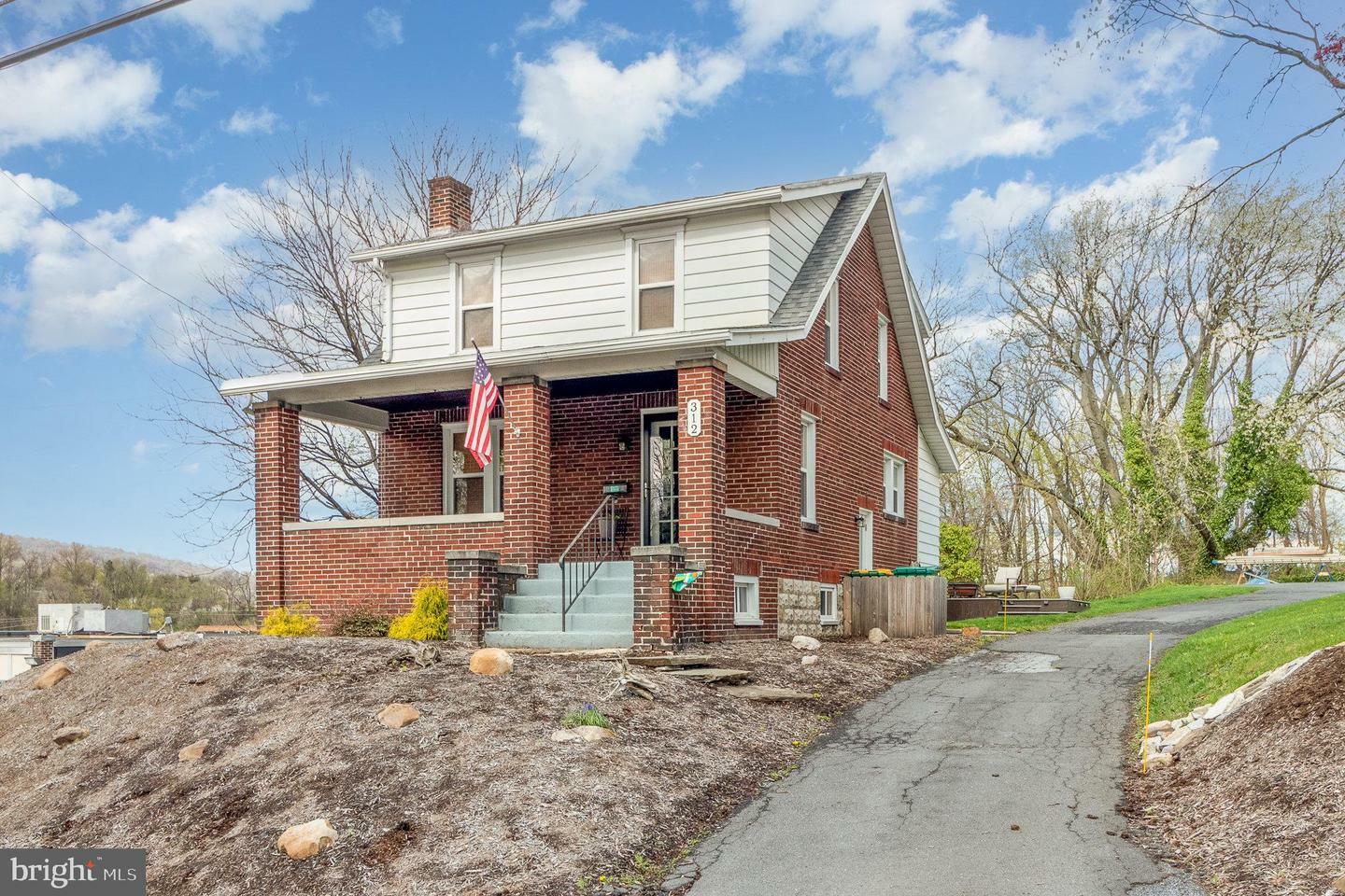 Property Photo:  312 Beaver Avenue  PA 17025 