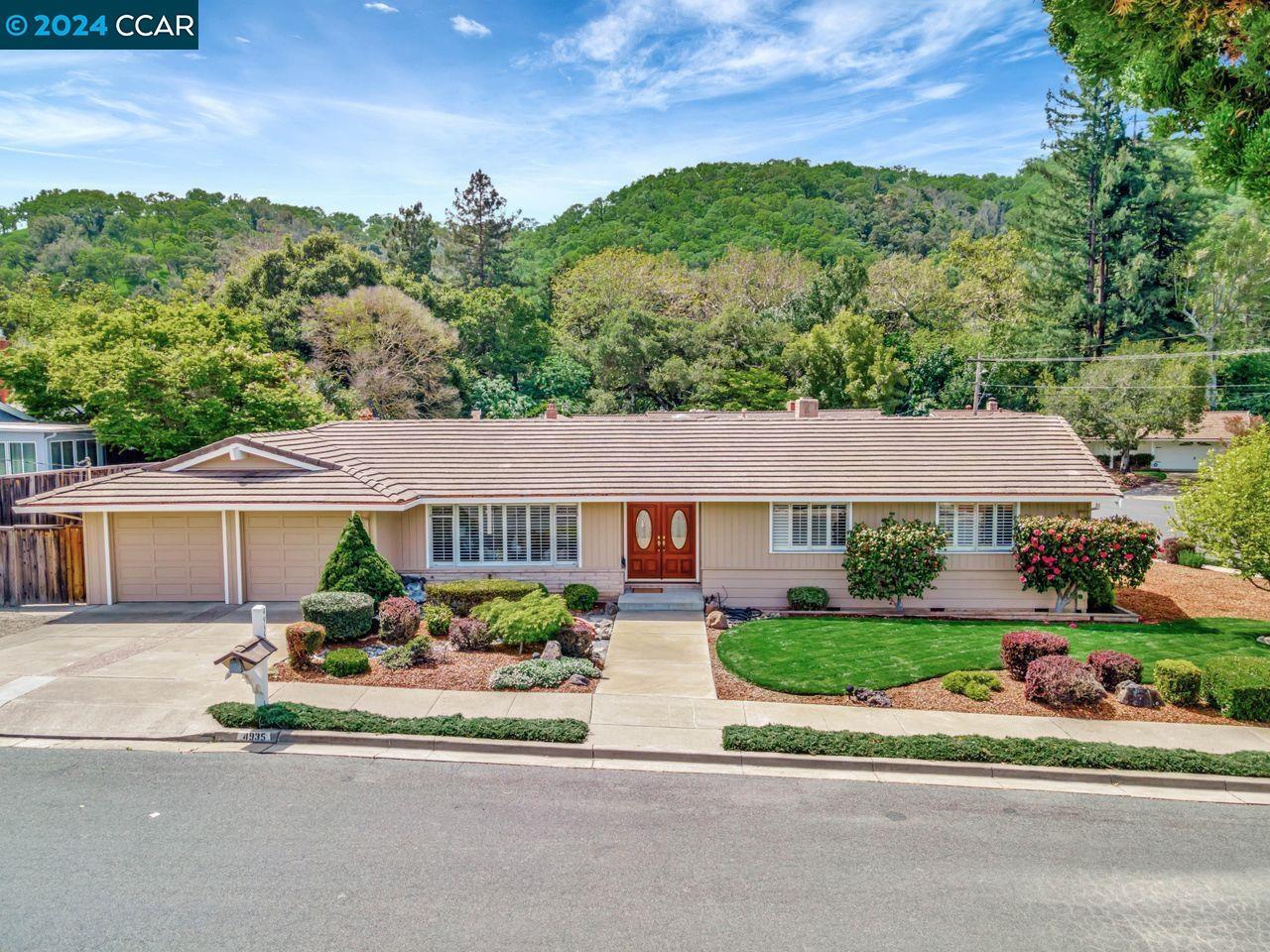 4935 Tahoe Cir  Martinez CA 94553 photo