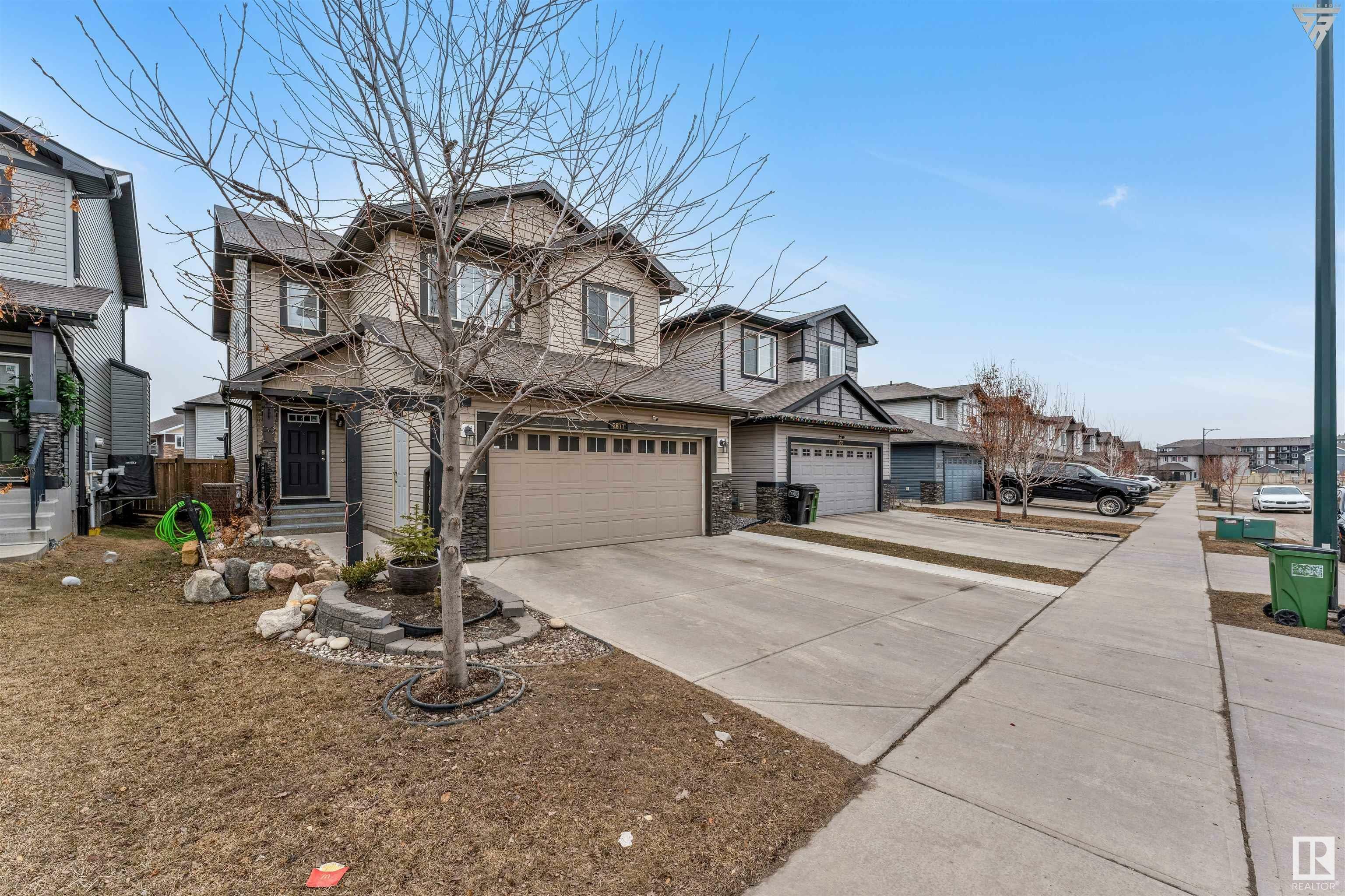 Property Photo:  2877 Maple Way NW  AB T6T 0W8 