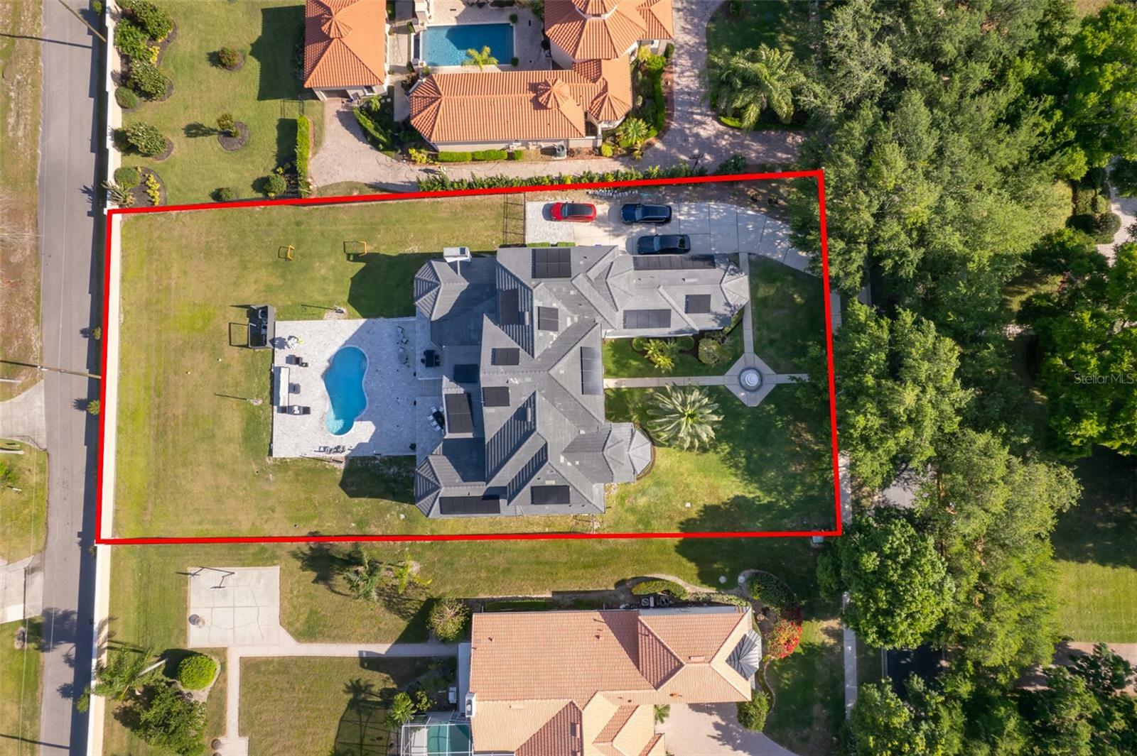 Property Photo:  3126 Seigneury Drive  FL 34786 