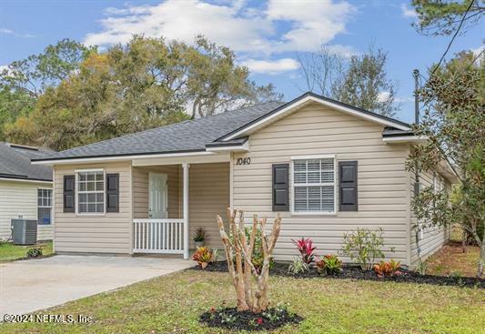 Property Photo:  1040 Bruen Street  FL 32084 