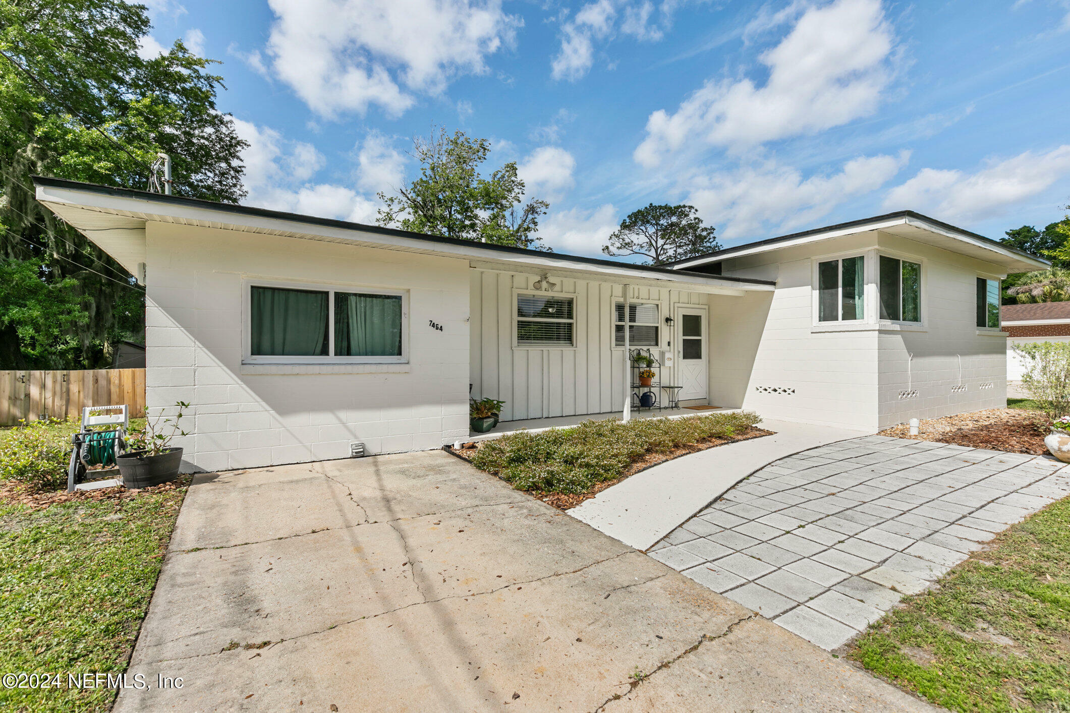 Property Photo:  7464 Old Kings Road S  FL 32217 