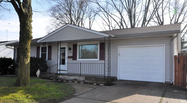 218 Bosse Avenue  Mishawaka IN 46544 photo