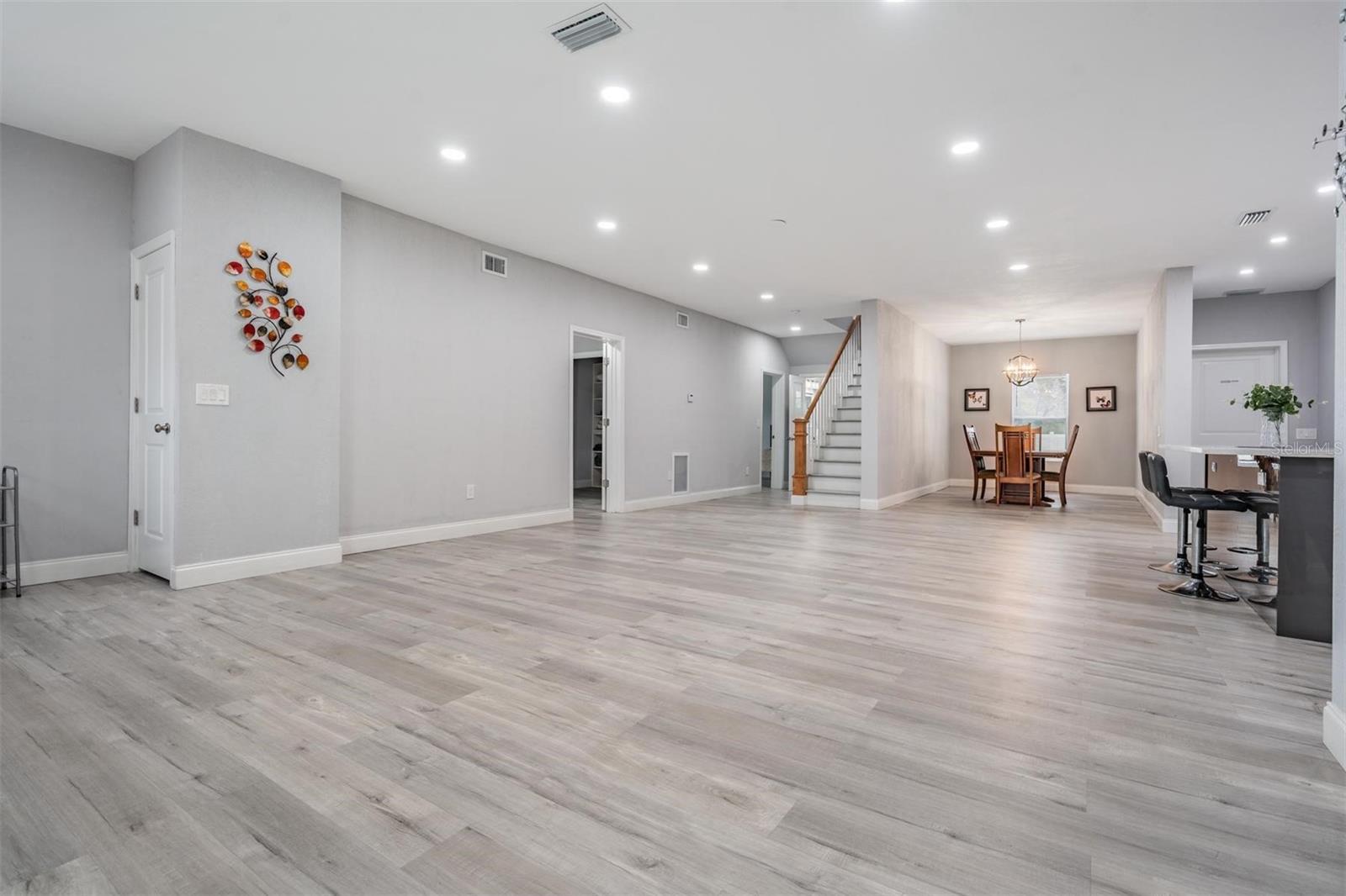 Property Photo:  1830 20th Street S  FL 33712 