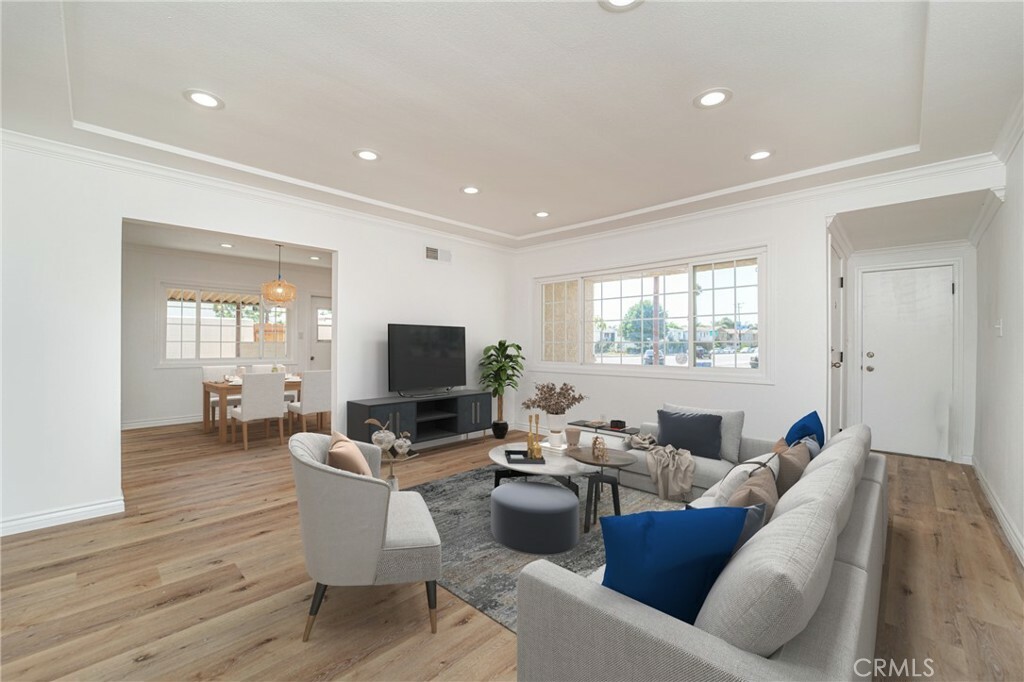 Property Photo:  10156 Ruoff Avenue  CA 90604 