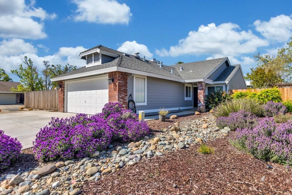 Property Photo:  8198 Westray Drive  CA 95829 