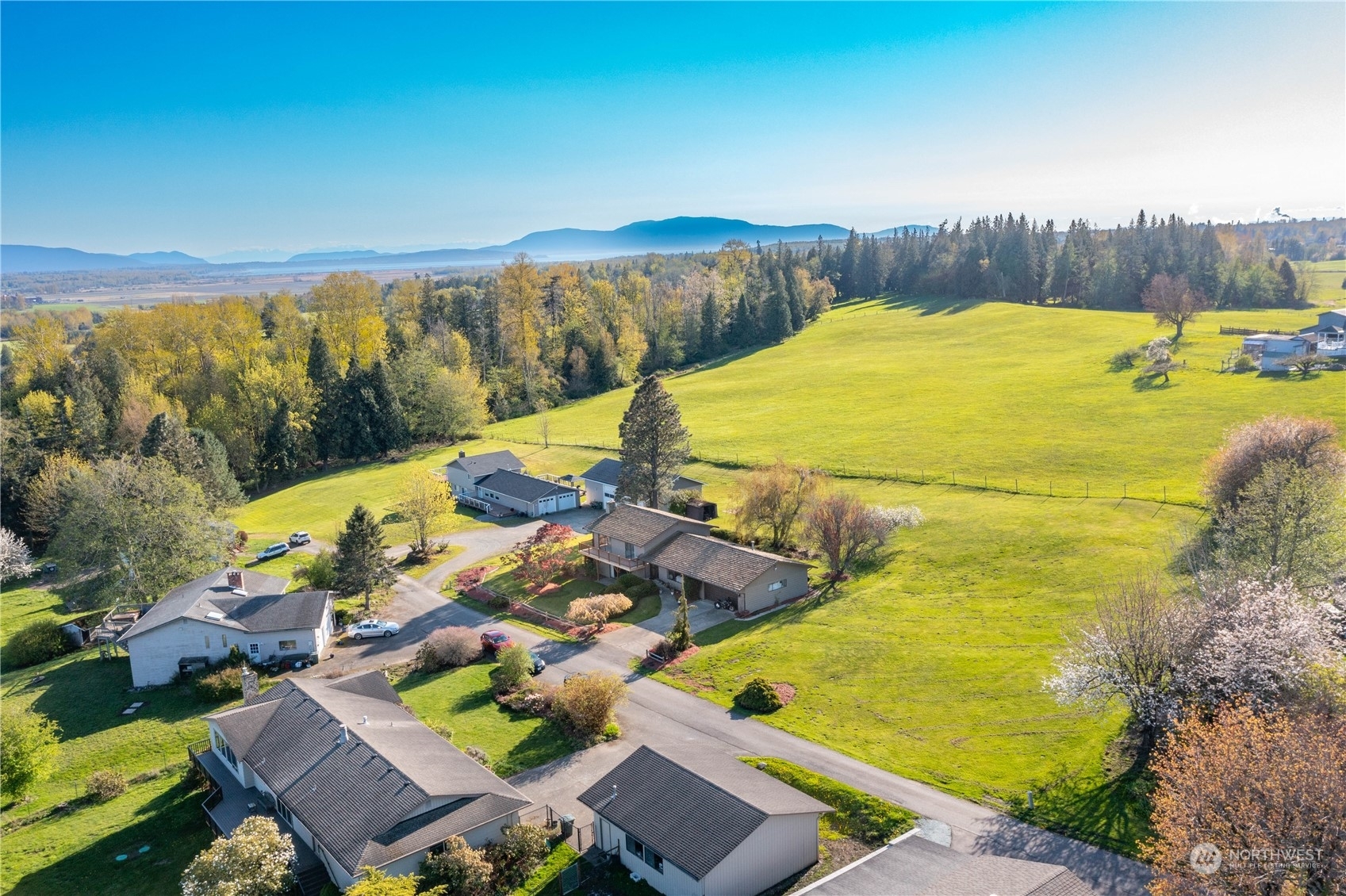 Property Photo:  2585 Mountain View Road  WA 98248 