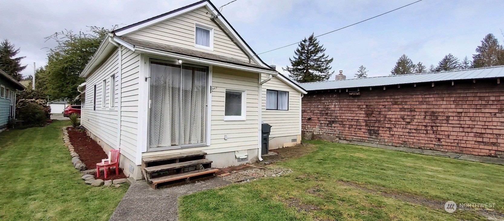 Property Photo:  1520 Minor Street  WA 98550 