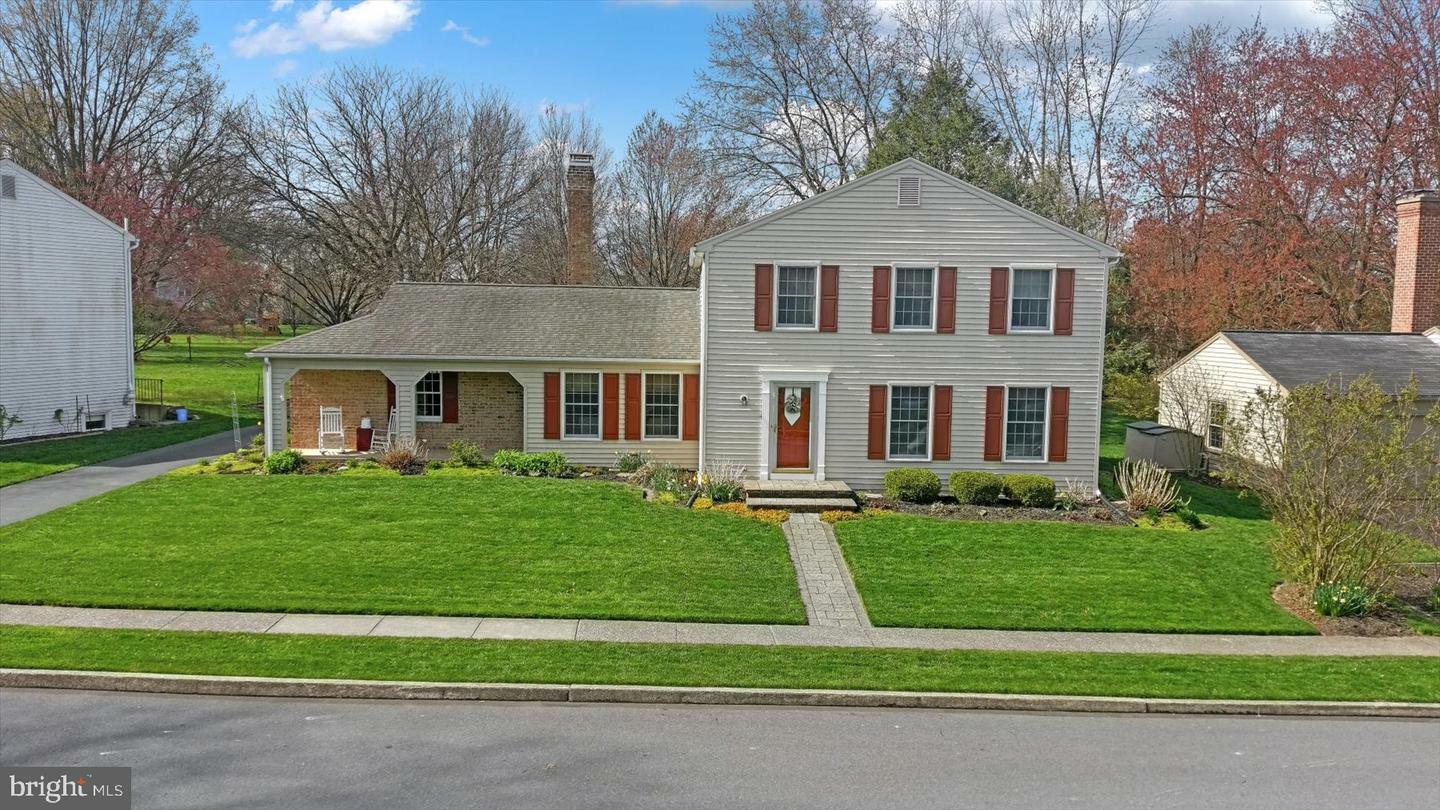 Property Photo:  6212 Whitehill Drive  PA 17050 