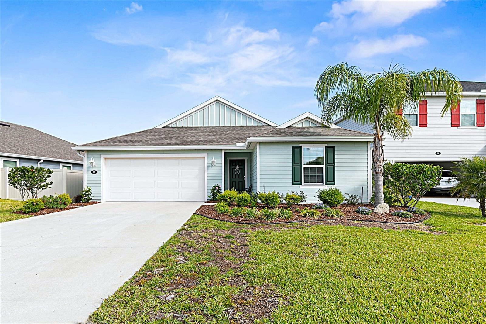 Property Photo: 18 Las Casitas Boulevard FL 32137