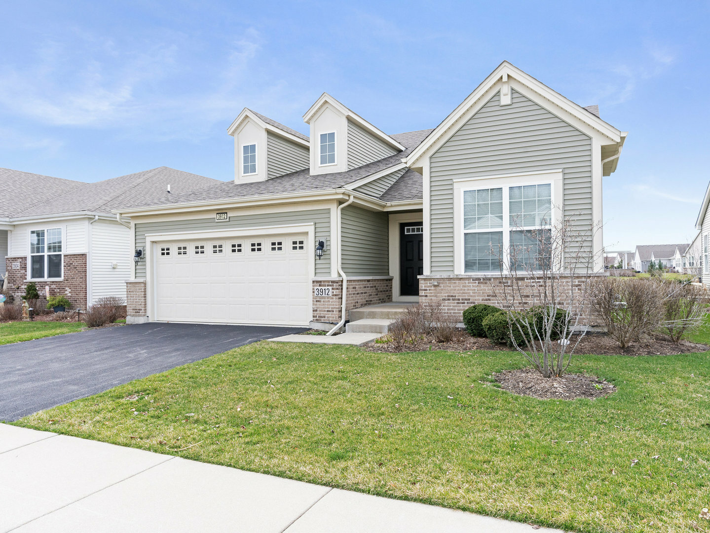 Property Photo:  3912 Chesapeake Lane  IL 60564 