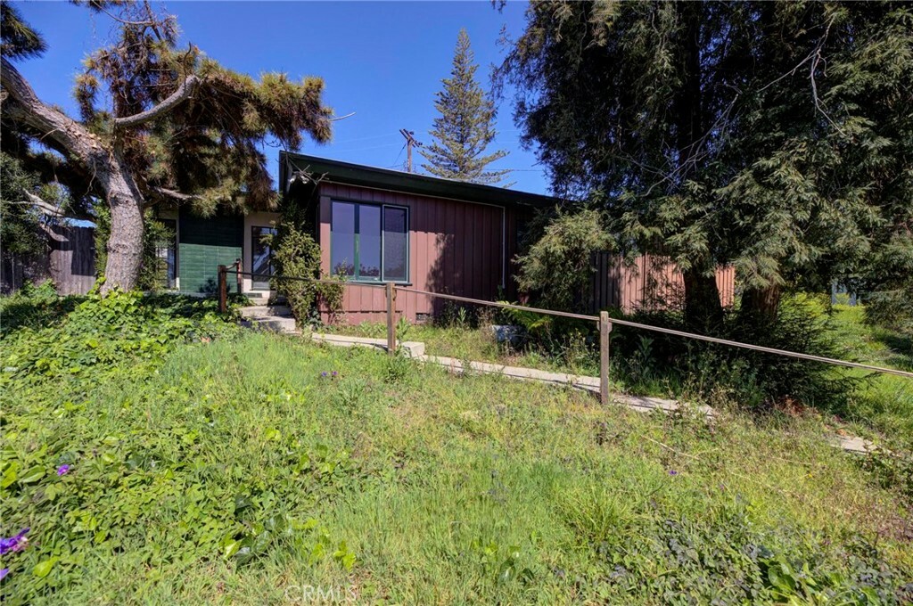 Property Photo:  7525 Piper Place  CA 90045 