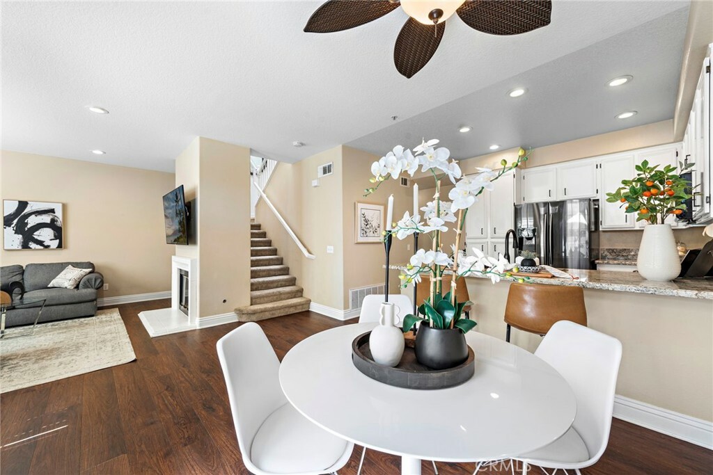 Property Photo: 77 Tierra Montanosa CA 92688