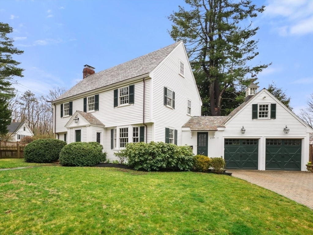 Property Photo: 21 Alden Rd MA 02481
