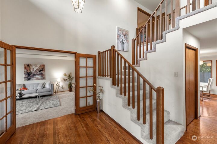 Property Photo:  715 Kalmia Court NW  WA 98027 