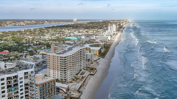 Property Photo:  2403 S Atlantic Avenue 1210  FL 32118 