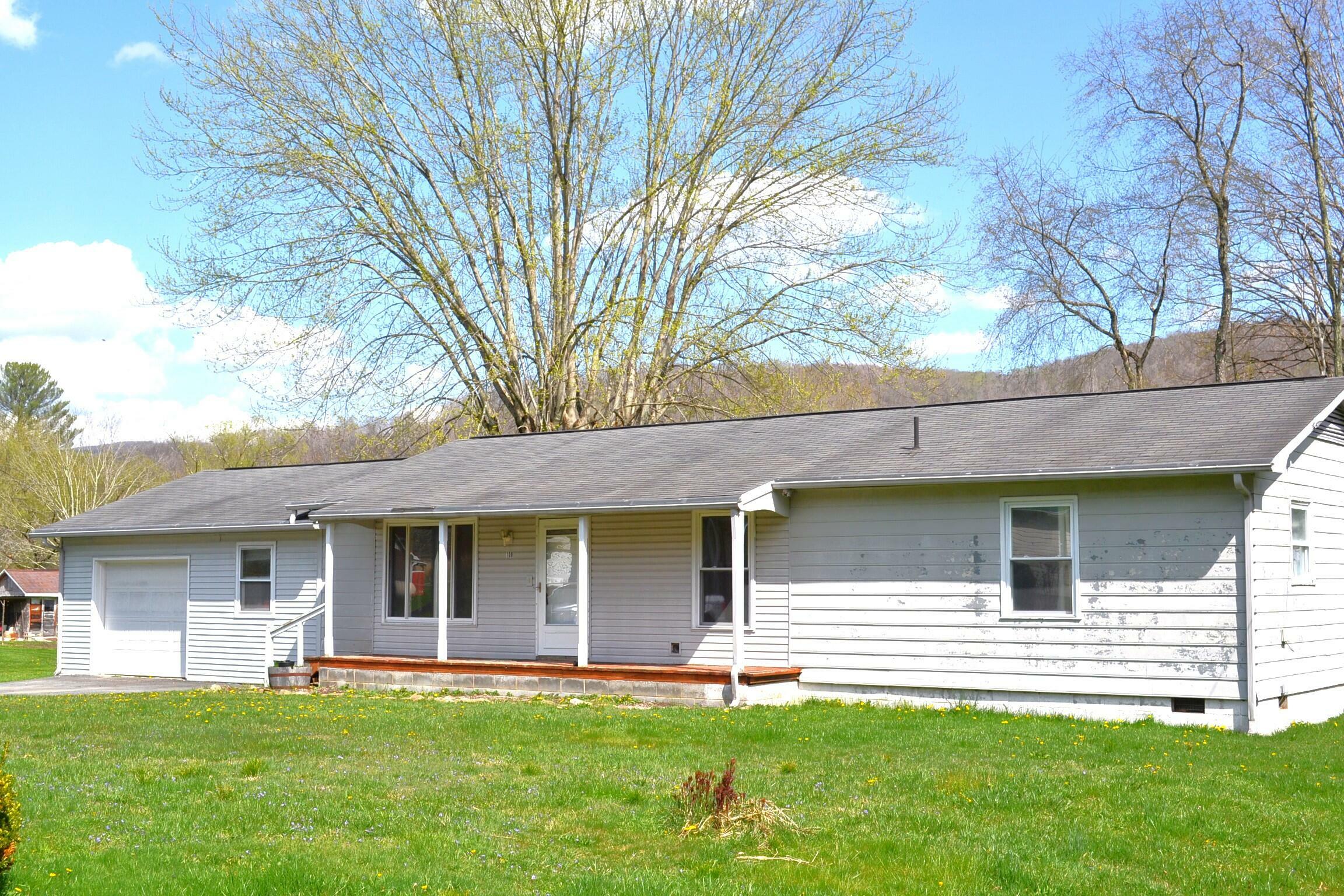 Property Photo:  100 Forest Ave  WV 25984 