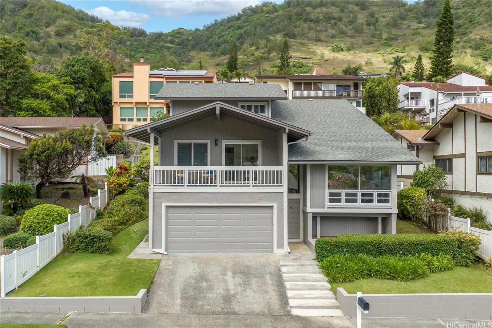 Property Photo:  861 Hahaione Street  HI 96825 