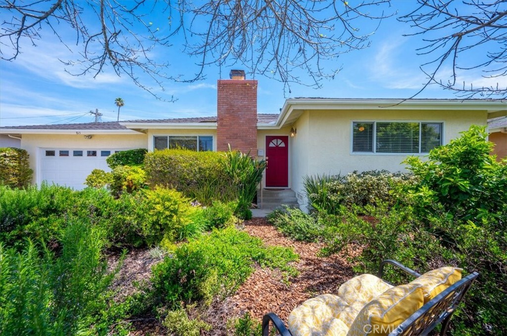 Property Photo:  815 Turquoise Drive  CA 93420 