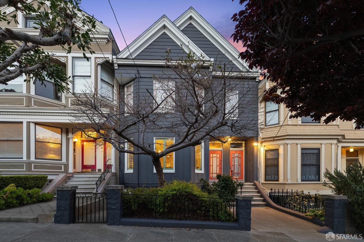 Property Photo:  37 Hartford Street  CA 94114 