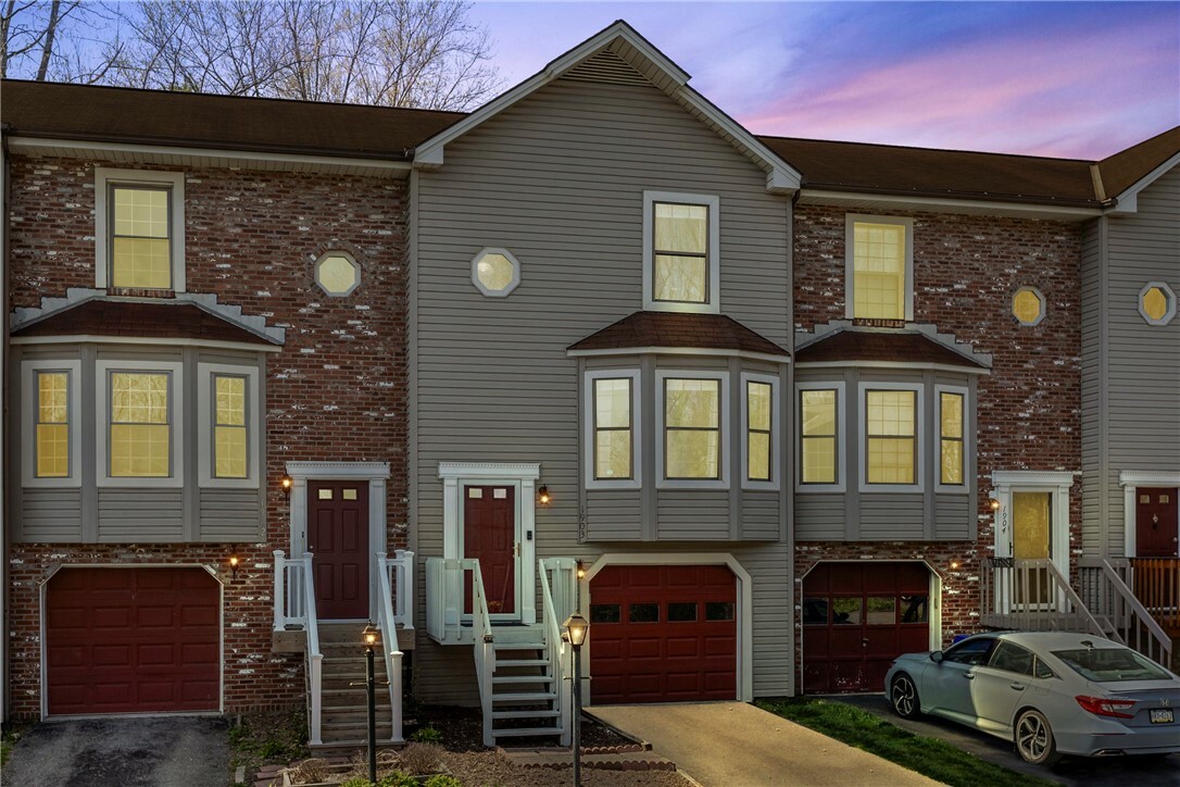 Property Photo: 1903 Timber Trl PA 15126