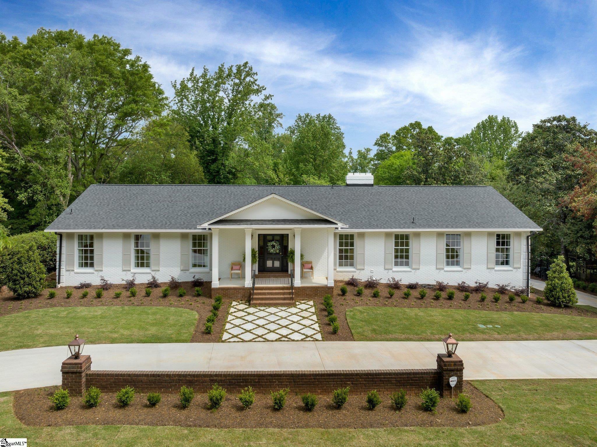 Property Photo:  143 W Seven Oaks Drive  SC 29605 