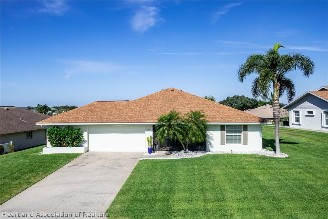 Property Photo:  118 Brentwood Drive N  FL 33852 