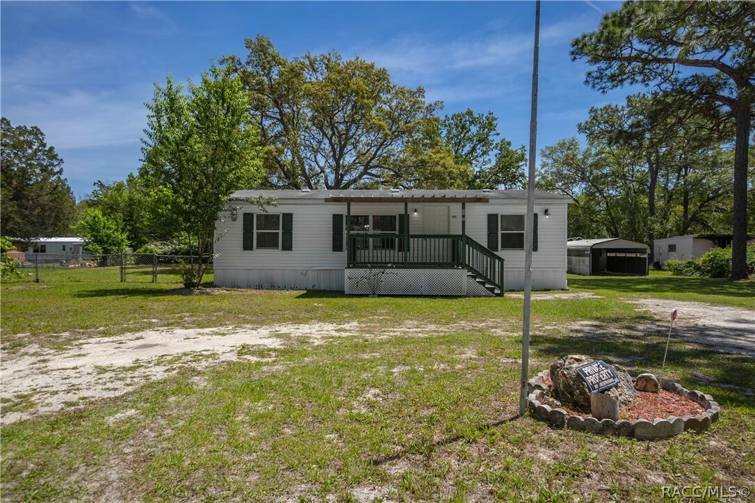 Property Photo:  5565 S Sugar Pine Point  FL 34446 